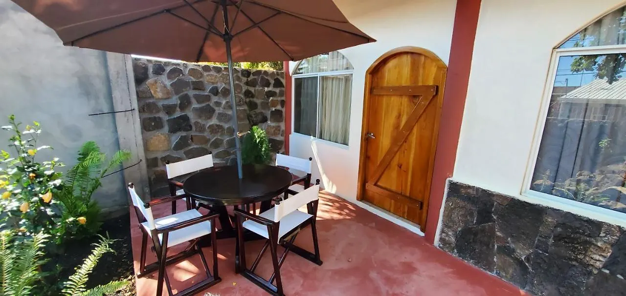 Gecko Guest House Bed & Breakfast Puerto Ayora (Galapagos Islands)
